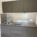 Апартаменты Le Petit Yvours, *