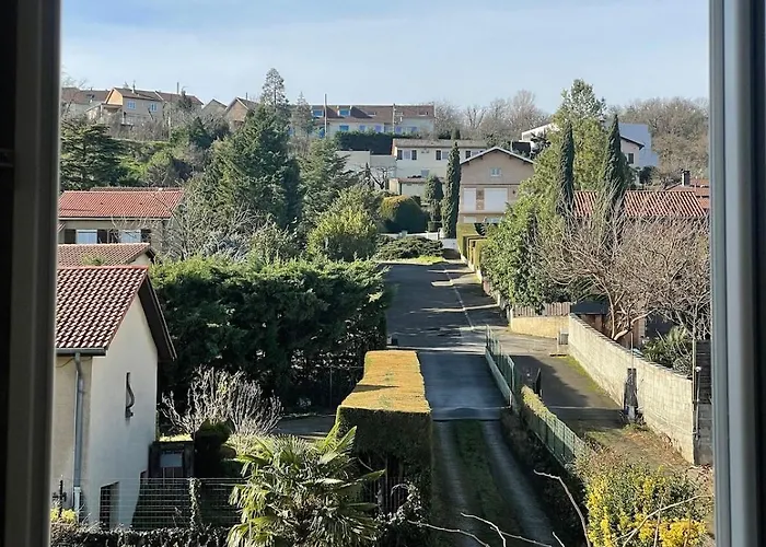 Le Petit Yvours, * Irigny